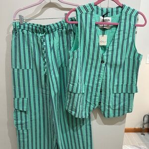 NWT - Damson Madder Coco Coastal Cargo Pant Set - Size 4